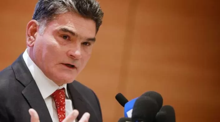 Presenta impedimentos ante la Corte Constitucional