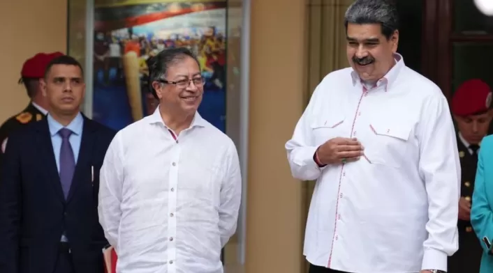Gustavo Petro y Nicolás Maduro Gustavo Petro y Nicolás Maduro