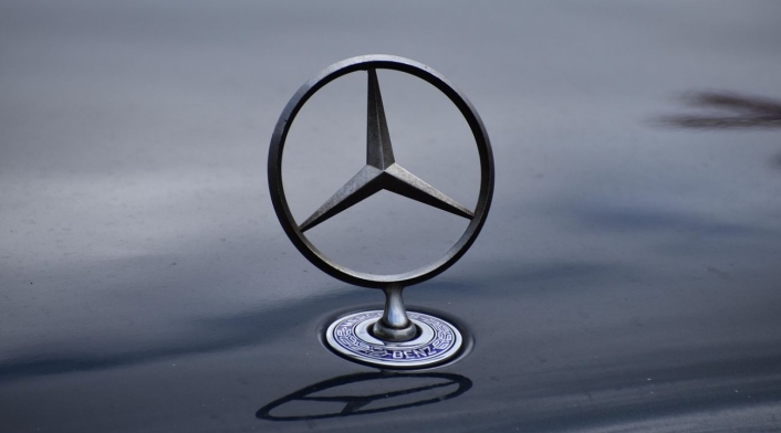 Mercedes Benz Mercedes Benz
