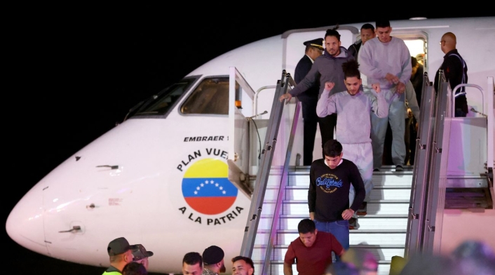 Deportados llegaron a Venezuela desde Estados Unidos Deportados llegaron a Venezuela desde Estados Unidos