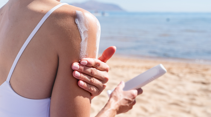 Cómo prevenir daños en la piel y el cabello por la exposición solar Cómo prevenir daños en la piel y el cabello por la exposición solar