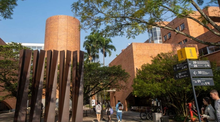 Universidad EAFIT Universidad EAFIT