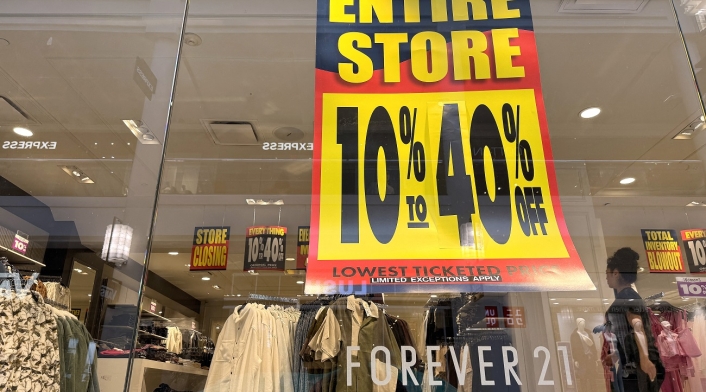 Forever 21 anuncia despidos y quebraría definitivamente Forever 21 anuncia despidos y quebraría definitivamente