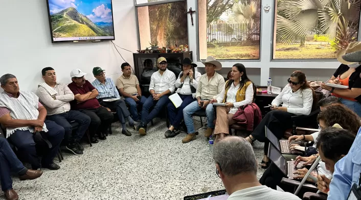 Reunión arroceros, gobierno nacional
