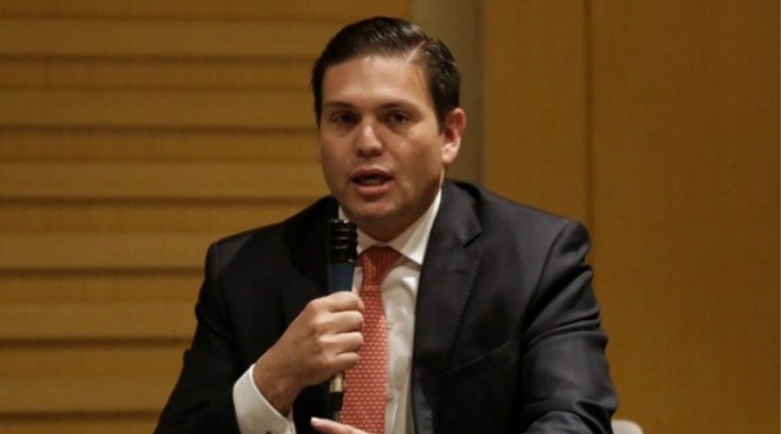 Juan Carlos Pinzónc Juan Carlos Pinzón