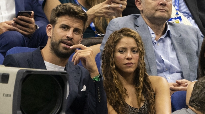 Lío fiscal de Shakira es culpa de papá de Piqué, dice paparazzi Lío fiscal de Shakira es culpa de papá de Piqué, dice paparazzi