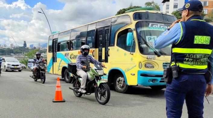 Pico y Placa en Bucaramanga Pico y Placa en Bucaramanga