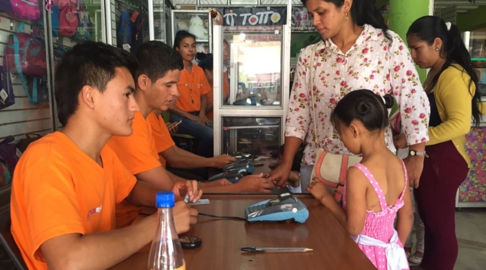 Programas como Familias en Acción no ayudan a bajar pobreza Programas como Familias en Acción no ayudan a bajar pobreza