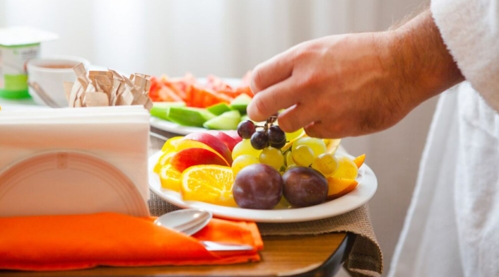 Alimentación y Hospedaje Alimentación y Hospedaje