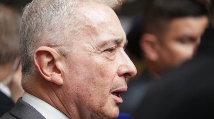 Álvaro Uribe Álvaro Uribe