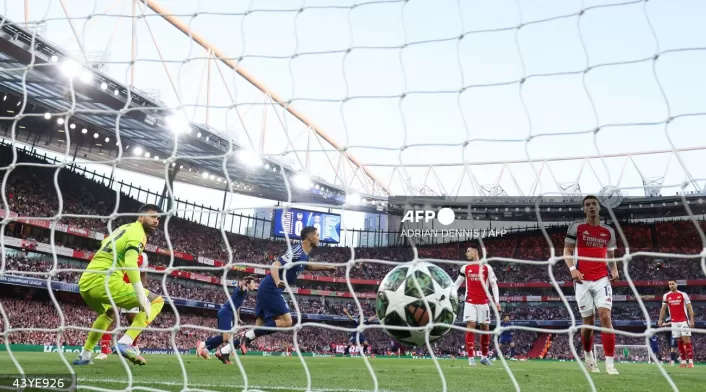 Arsenal vs. PSG en Champions League Arsenal vs. PSG en Champions League
