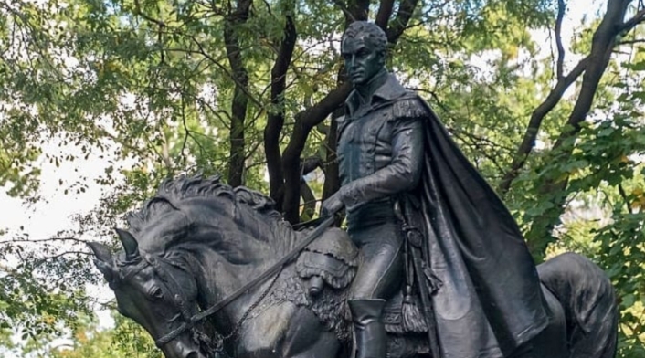 Estatua de Simón Bolívar en Central Park Estatua de Simón Bolívar en Central Park