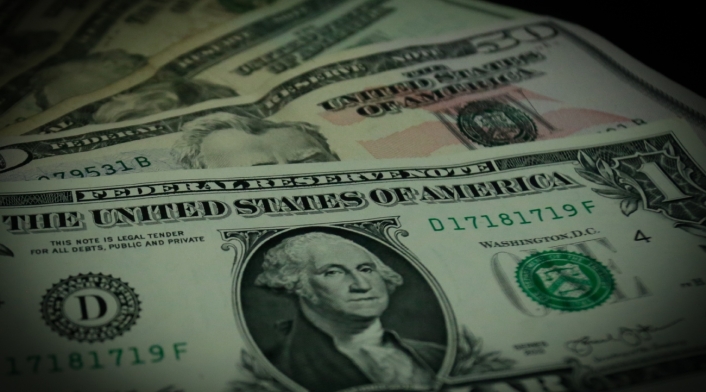 Dólar Dólar