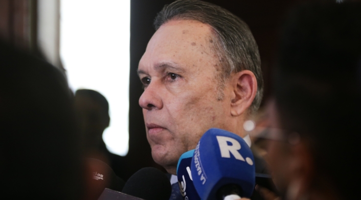 Efraín Cepeda Efraín Cepeda