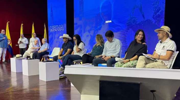El Partido Centro Democrático definirá su candidato presidencial el 28 de noviembre a través de una encuesta. Gran acuerdo democrático para enfrentar al gobierno neocomunista. El Partido Centro Democrático definirá su candidato presidencial el 28 de noviembre a través de una encuesta. Gran acuerdo democrático para enfrentar al gobierno neocomunista.