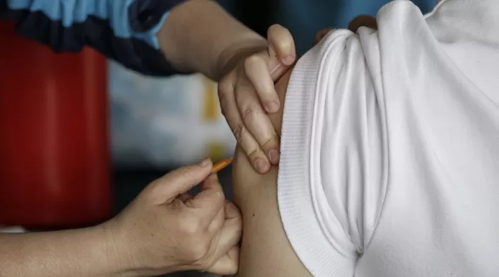 Refuerzan la vacunación contra el papiloma humano en Colombia Vacunación fiebre amarilla