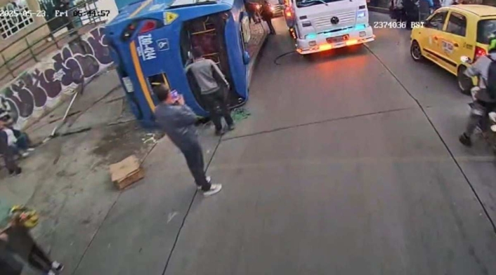 Accidente bus SITP en Ciudad Bolívar Accidente bus SITP en Ciudad Bolívar