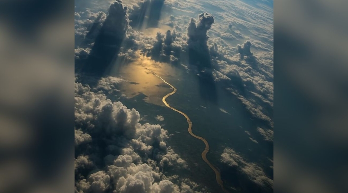 Rio Amazonas de color dorado Rio Amazonas de color dorado