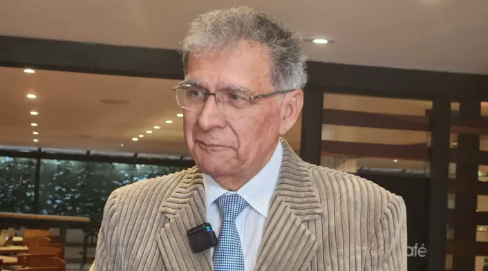 Camilo González-Posso dice que el comunicado de muerte de Iván Mordisco es falso
