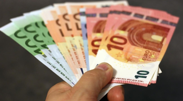 Euros Euros