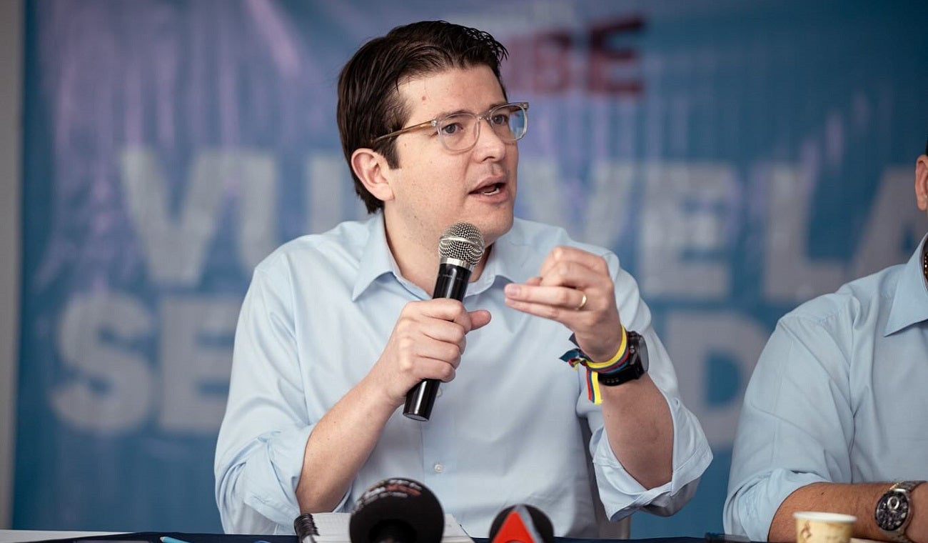 Miguel Uribe advierte peligro de default