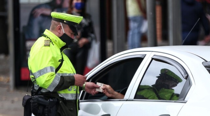 Multas por infracciones de tránsito Multas por infracciones de tránsito