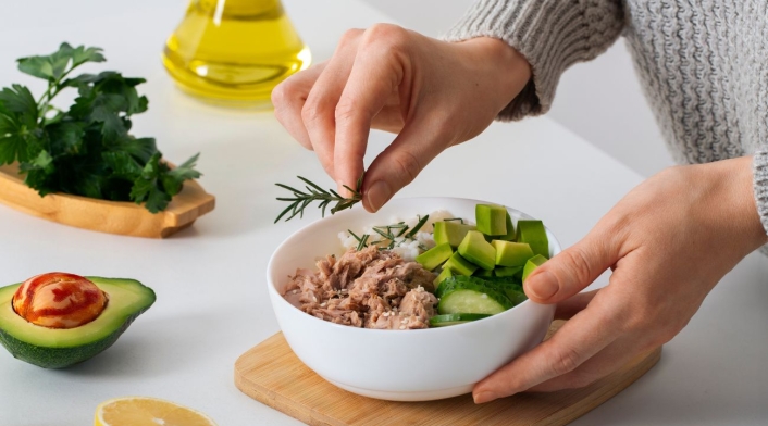 El método de preparación también influye en la calidad nutricional del atún. El método de preparación también influye en la calidad nutricional del atún.
