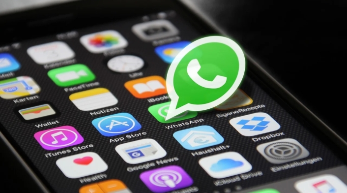 WhatsApp WhatsApp