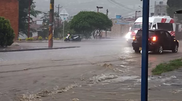 Los organismos de prevención y emergencias mantienen alerta por la tormenta