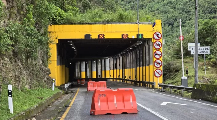 El túnel de Quebradablanca cerrará por reparaciones durante tres meses. Tráfico desviado en vía Bogotá-Villavicencio. El túnel de Quebradablanca cerrará por reparaciones durante tres meses. Tráfico desviado en vía Bogotá-Villavicencio.