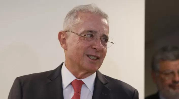 Caso Álvaro Uribe Caso Álvaro Uribe