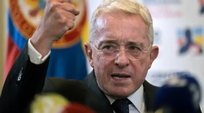 Álvaro Uribe Álvaro Uribe