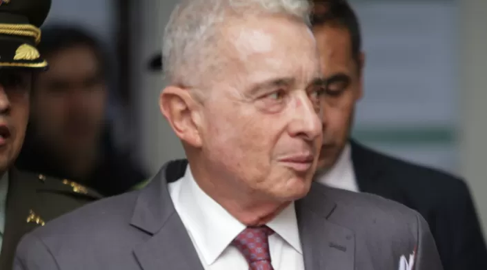 Álvaro Uribe Álvaro Uribe