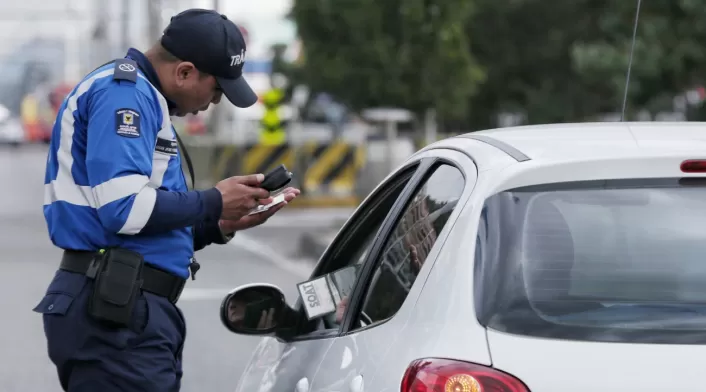 Policía de Tránsito Policía de Tránsito