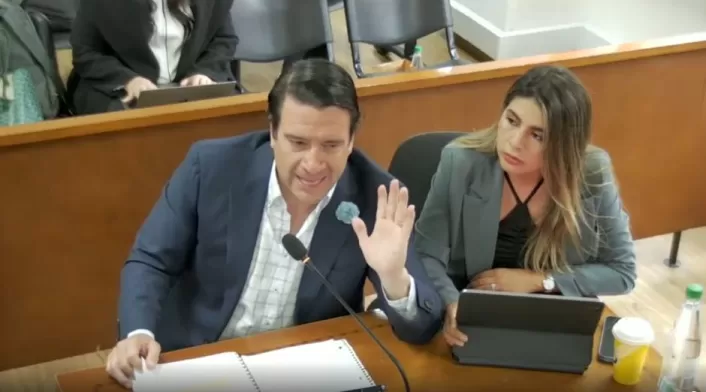 Audiencia de juicio contra diego Cadena, por caso Uribe.