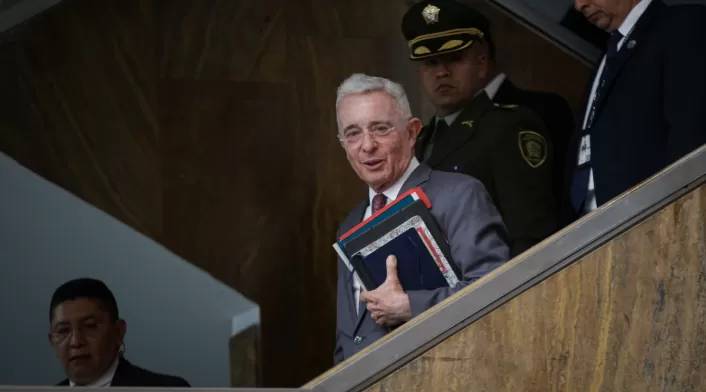Álvaro Uribe Álvaro Uribe