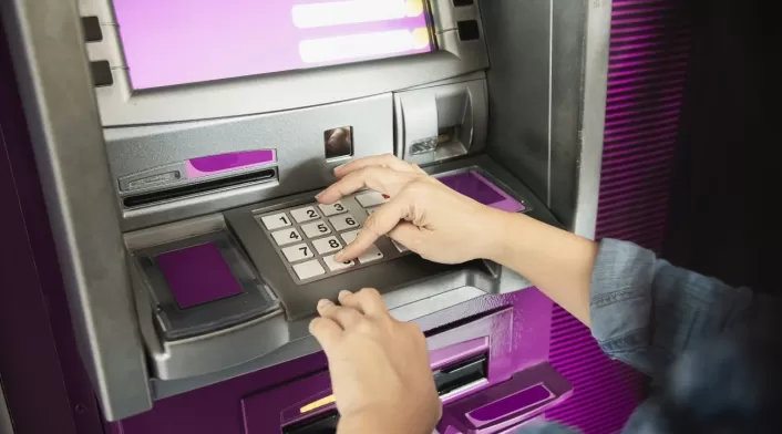 Cajeros en Colombia tendrán nuevo sistema para retirar dinero: así funcionará Cajeros en Colombia tendrán nuevo sistema para retirar dinero: así funcionará