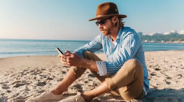 La combinación de agua salada y calor puede dañar su celular resistente al agua. Proteja su dispositivo con estos consejos clave La combinación de agua salada y calor puede dañar su celular resistente al agua. Proteja su dispositivo con estos consejos clave