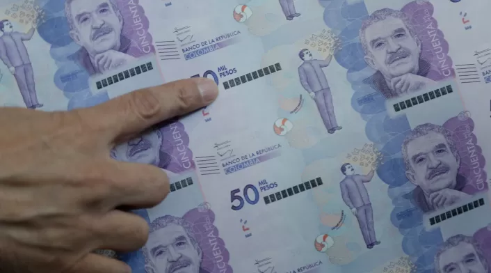 Dinero Dinero