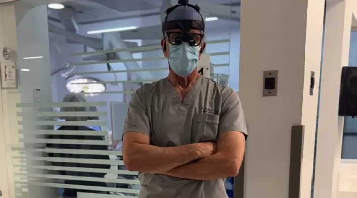 Doctor Fernando Hakim, quien operó a Miguel Uribe Doctor Fernando Hakim, quien operó a Miguel Uribe