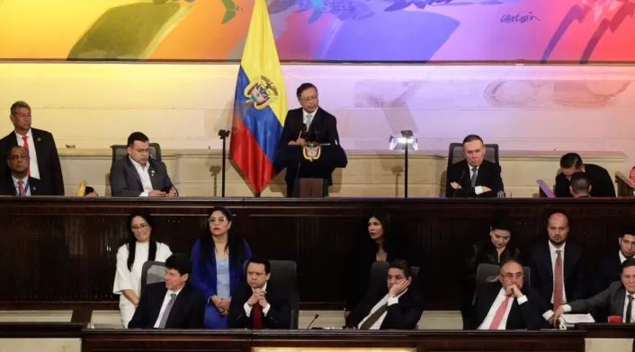 La senadora Paloma Valencia responde al presidente Gustavo Petro: "Colombia necesita hechos, no discursos". La senadora Paloma Valencia responde al presidente Gustavo Petro: "Colombia necesita hechos, no discursos".