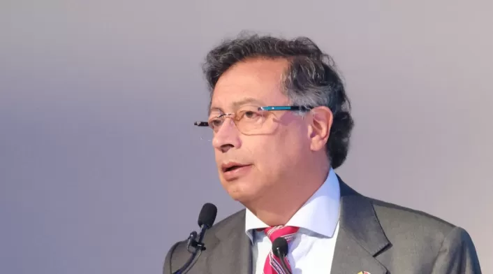 El presidente Gustavo Petro acusa a exministro de Comercio de complicidad en genocidio en Gaza y ordena prohibición de exportación de carbón a Israel El presidente Gustavo Petro acusa a exministro de Comercio de complicidad en genocidio en Gaza y ordena prohibición de exportación de carbón a Israel