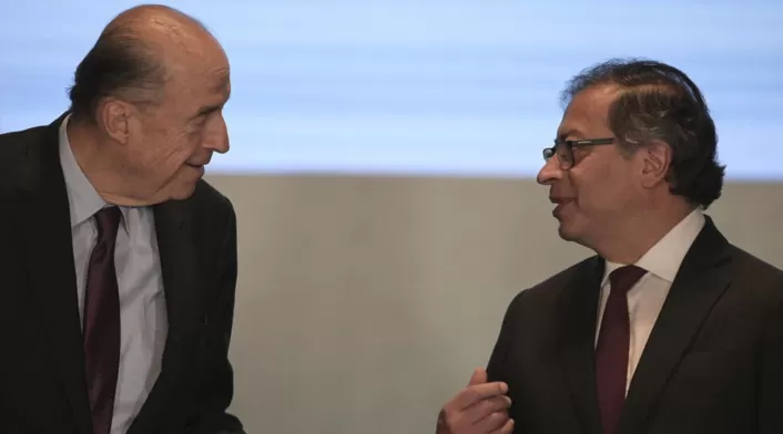 Gustavo Petro y Álvaro Leyva Gustavo Petro y Álvaro Leyva