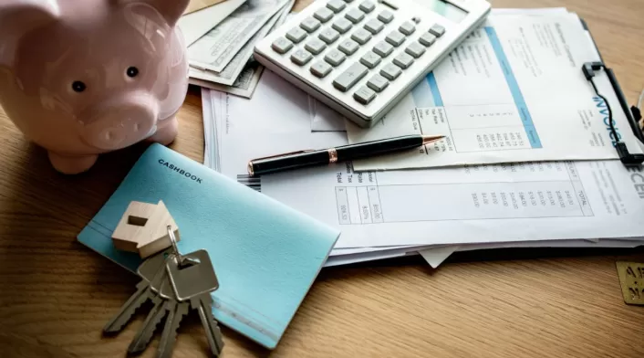 Consultar el historial crediticio con frecuencia permite detectar errores Consultar el historial crediticio con frecuencia permite detectar errores