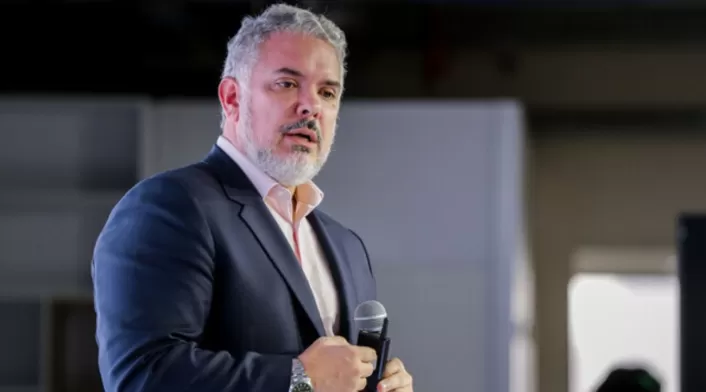 “Creo una vez más que la inocencia de Álvaro Uribe Vélez ha quedado clara, y esperamos todos los colombianos que salgan adelante", Duque “Creo una vez más que la inocencia de Álvaro Uribe Vélez ha quedado clara, y esperamos todos los colombianos que salgan adelante", Duque