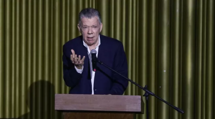 El expresidente Juan Manuel Santos habla sobre la guerra en Ucrania y destaca la importancia de la comunidad internacional y Estados Unidos para lograr la paz El expresidente Juan Manuel Santos habla sobre la guerra en Ucrania y destaca la importancia de la comunidad internacional y Estados Unidos para lograr la paz