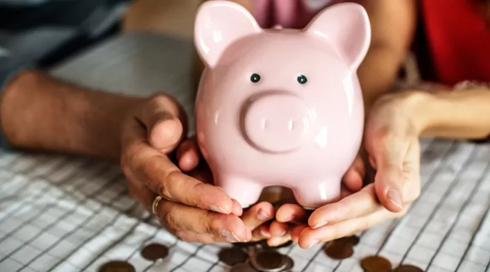 Como lo menciona Valora Analitik, de aprobarse este subsidio, el programa 'Colombia Mayor' será absorbido por este nuevo esquema. Como lo menciona Valora Analitik, de aprobarse este subsidio, el programa 'Colombia Mayor' será absorbido por este nuevo esquema.