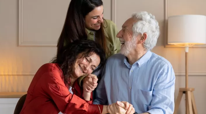 A diferencia de cómo se está manejando, que Colpensiones y los fondos privados son competencia, la reforma plantea la manera en que se manejaría las pensiones de los colombianos A diferencia de cómo se está manejando, que Colpensiones y los fondos privados son competencia, la reforma plantea la manera en que se manejaría las pensiones de los colombianos