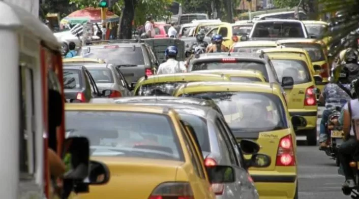 Desde el 1 de julio entró en vigencia una nueva rotación del Pico y Placa en Bucaramanga, conforme a lo dispuesto en la Resolución 790 de 2024 Desde el 1 de julio entró en vigencia una nueva rotación del Pico y Placa en Bucaramanga, conforme a lo dispuesto en la Resolución 790 de 2024