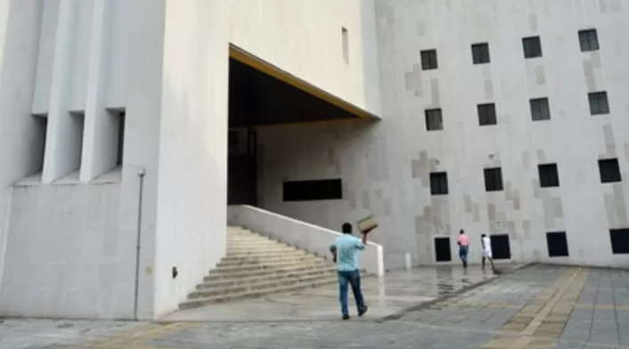 Se desploma ascensor en el Palacio de Justicia de Cali con jueces y funcionarios a bordo Se desploma ascensor en el Palacio de Justicia de Cali con jueces y funcionarios a bordo